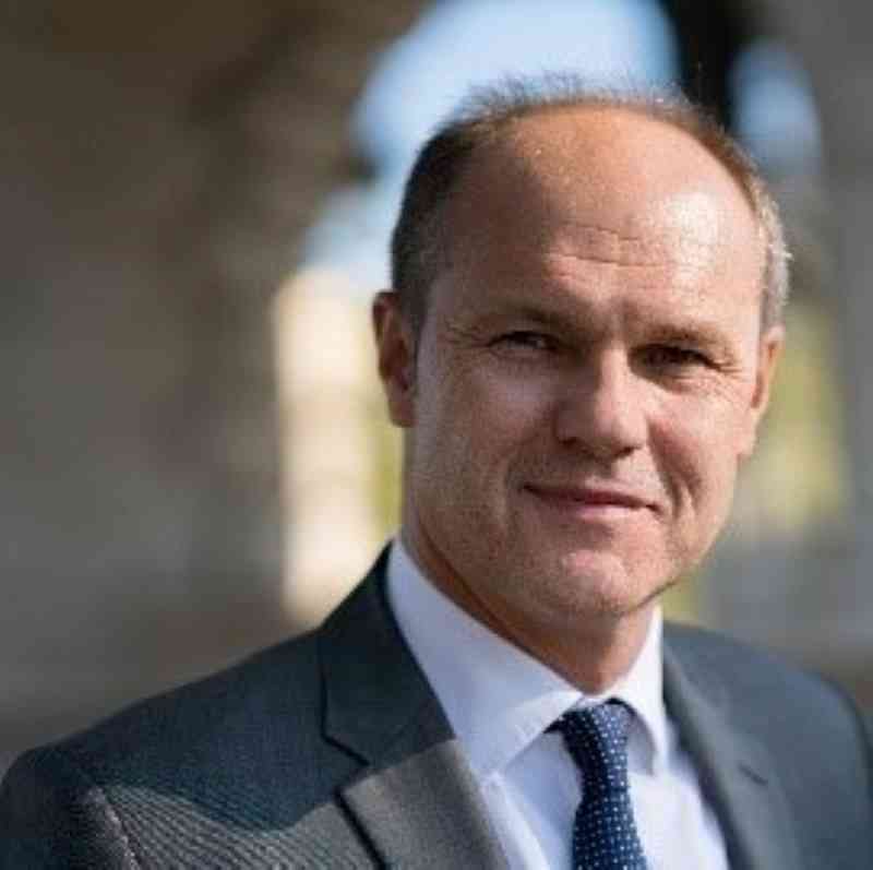 Jérôme Descamps, Selectirente